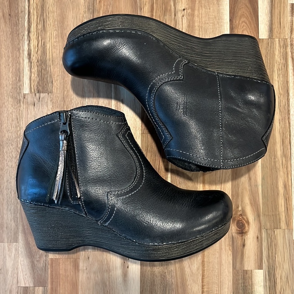 Dansko Veronica Ankle Boots